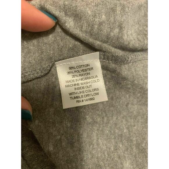 The Let Love Collection Soft Graphic Quotes T-Shirt Size S - Picture 4 of 6